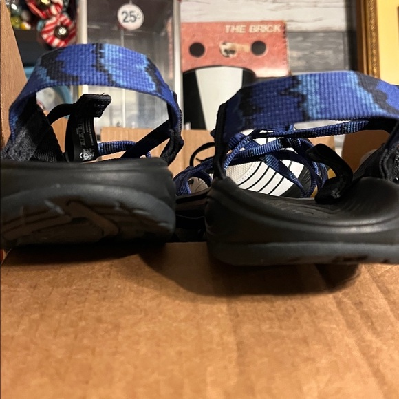 Chaco women’s Zvolv x2 sandals - Picture 4 of 5